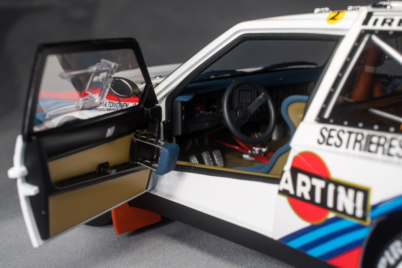 Illustration for article titled Greetings! Here is a Lancia Delta S4.